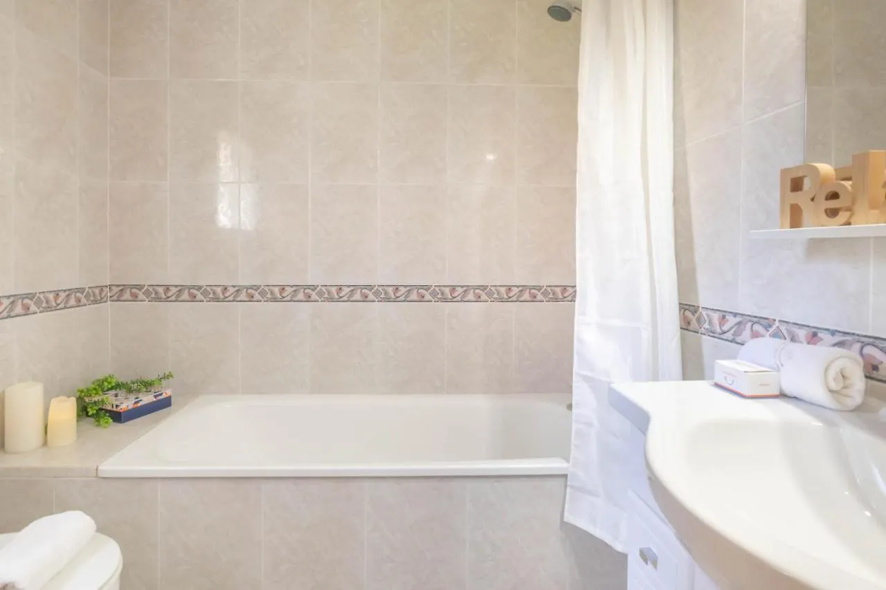 Bahia Dorada Beach Casita & Villa Vacation Homes - Happy Rentals Estepona