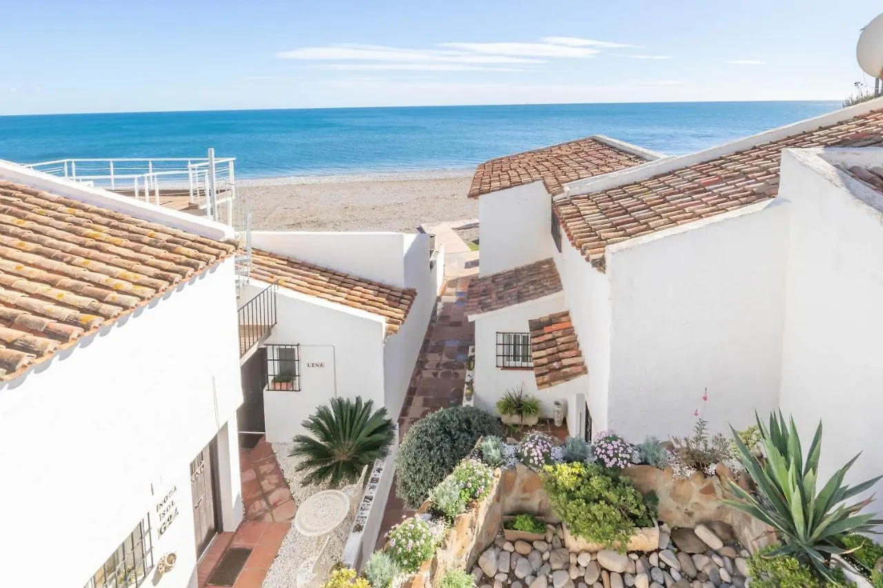 Bahia Dorada Beach Casita & Villa Vacation Homes - Happy Rentals Estepona