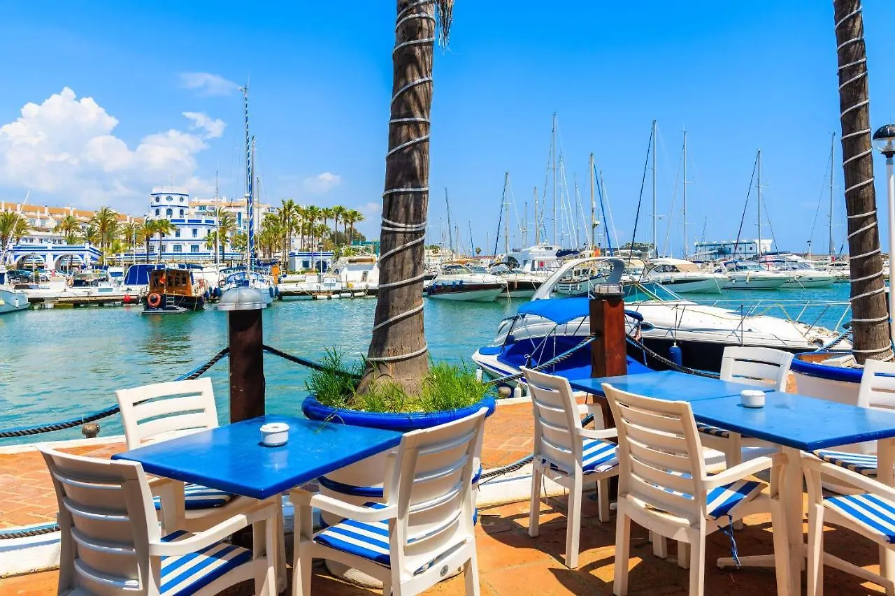 Bahia Dorada Beach Casita & Villa Vacation Homes - Happy Rentals Estepona