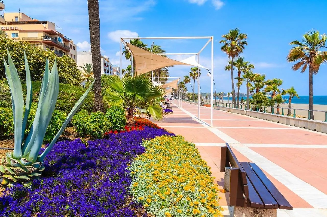 Bahia Dorada Beach Casita & Villa Vacation Homes - Happy Rentals Estepona 0*,  Spain