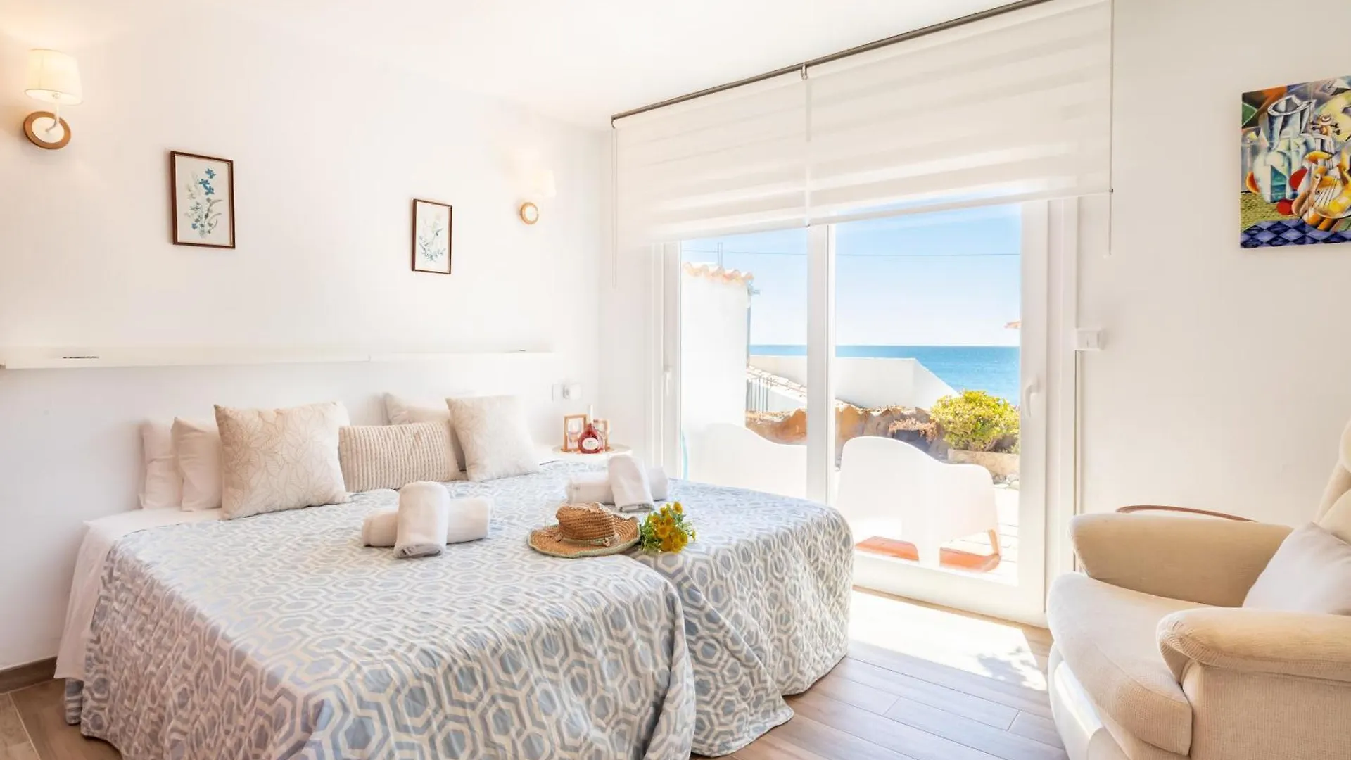 Bahia Dorada Beach Casita & Villa Vacation Homes - Happy Rentals Estepona Spain