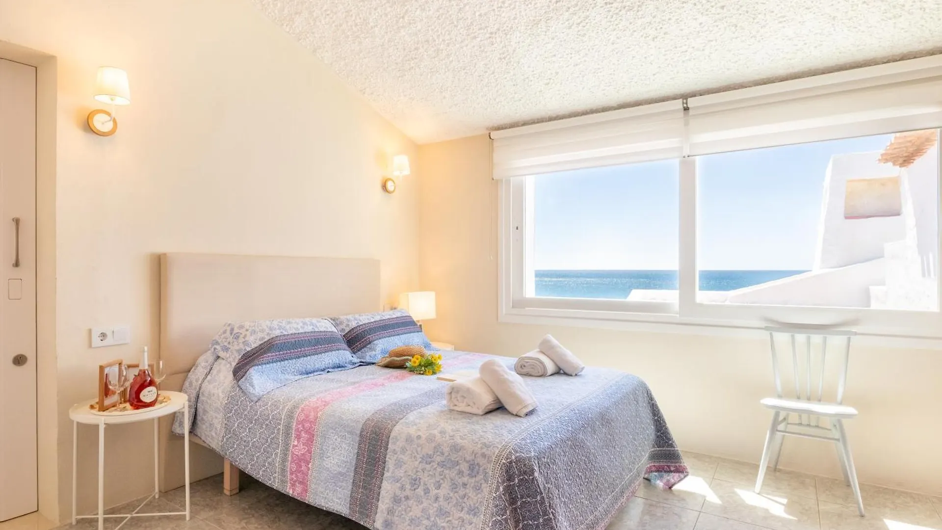 Bahia Dorada Beach Casita & Villa Vacation Homes - Happy Rentals Estepona 0*,  Spain