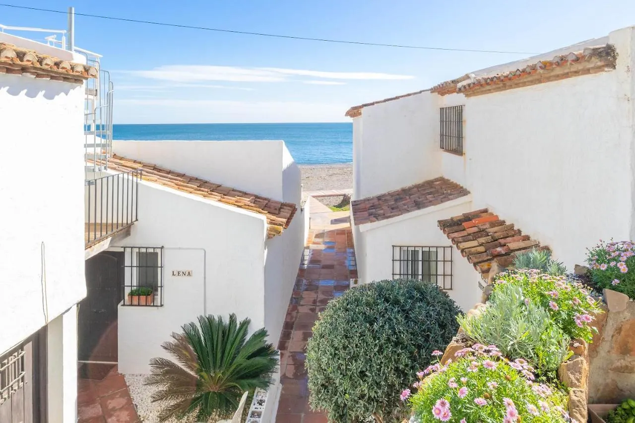 Bahia Dorada Beach Casita & Villa Vacation Homes - Happy Rentals Estepona Spagna