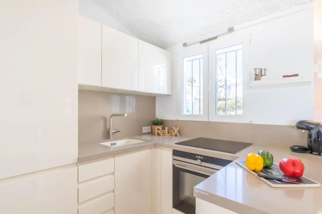 Bahia Dorada Beach Casita & Villa Vacation Homes - Happy Rentals Estepona Spagna