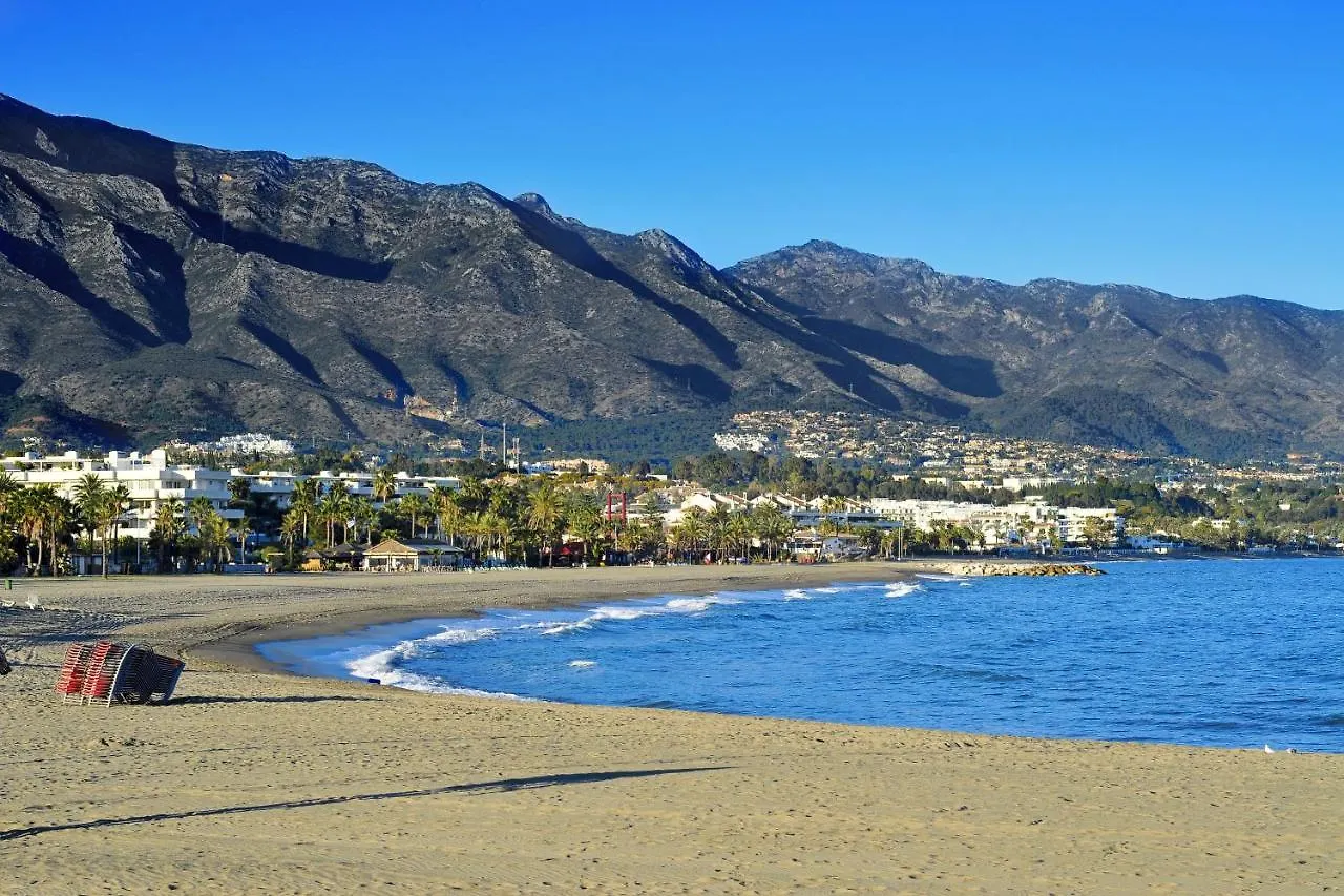 Bahia Dorada Beach Casita & Villa Vacation Homes - Happy Rentals Estepona