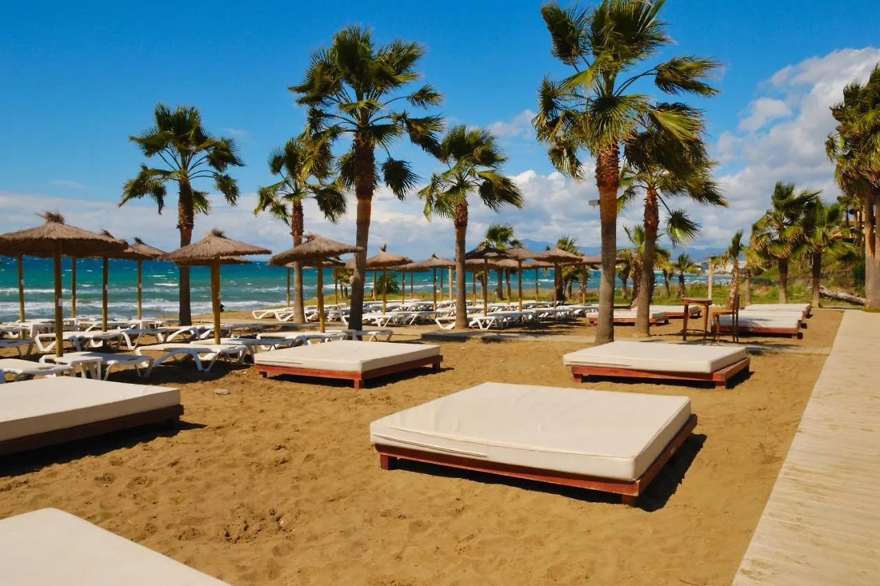 Bahia Dorada Beach Casita & Villa Vacation Homes - Happy Rentals Estepona
